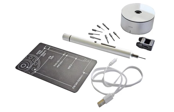 Akkus csavarhúzó doboz tartalma