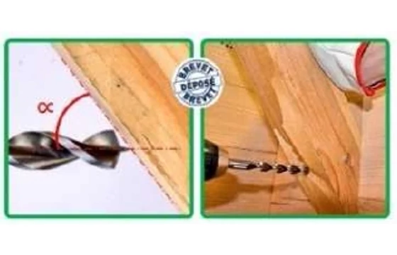 Ferde fúrás fafúróval